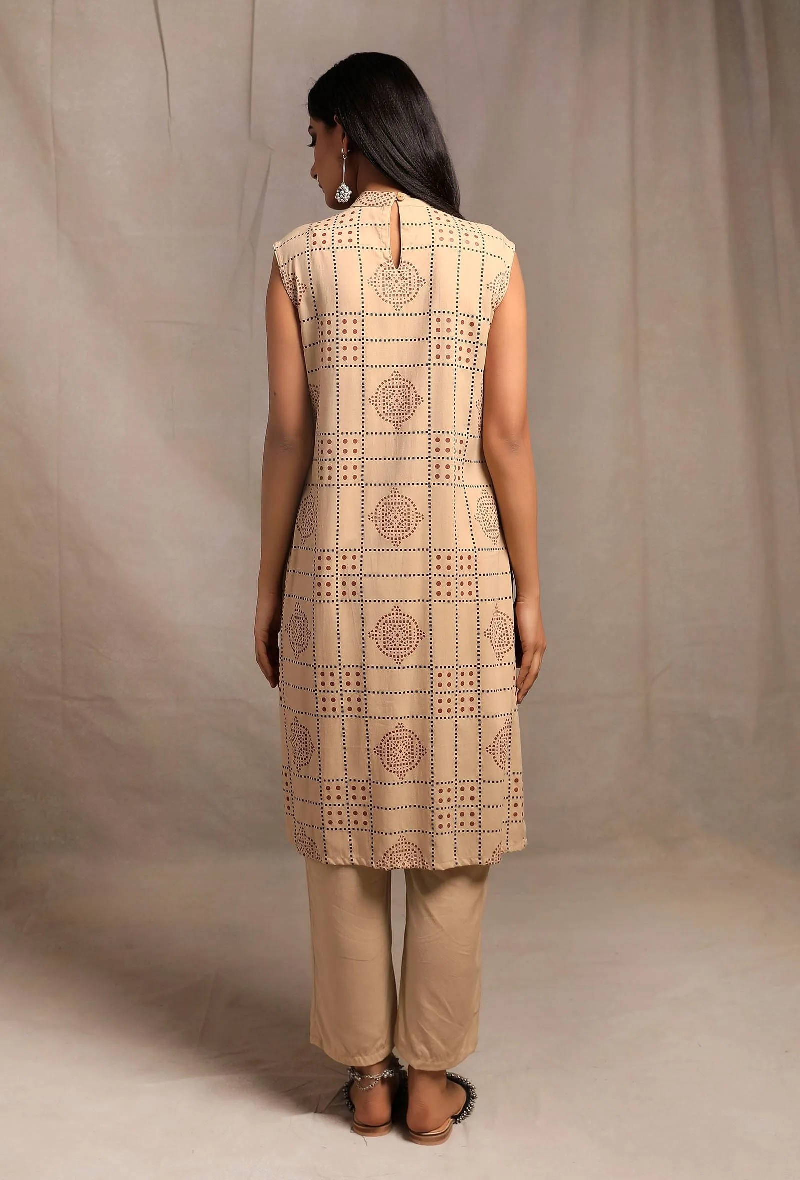 Ecru Hand Block Printed Sleeveless Kurta